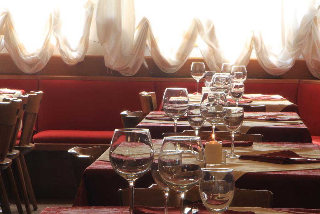 Hotel Aurora Vallarsa المظهر الخارجي الصورة