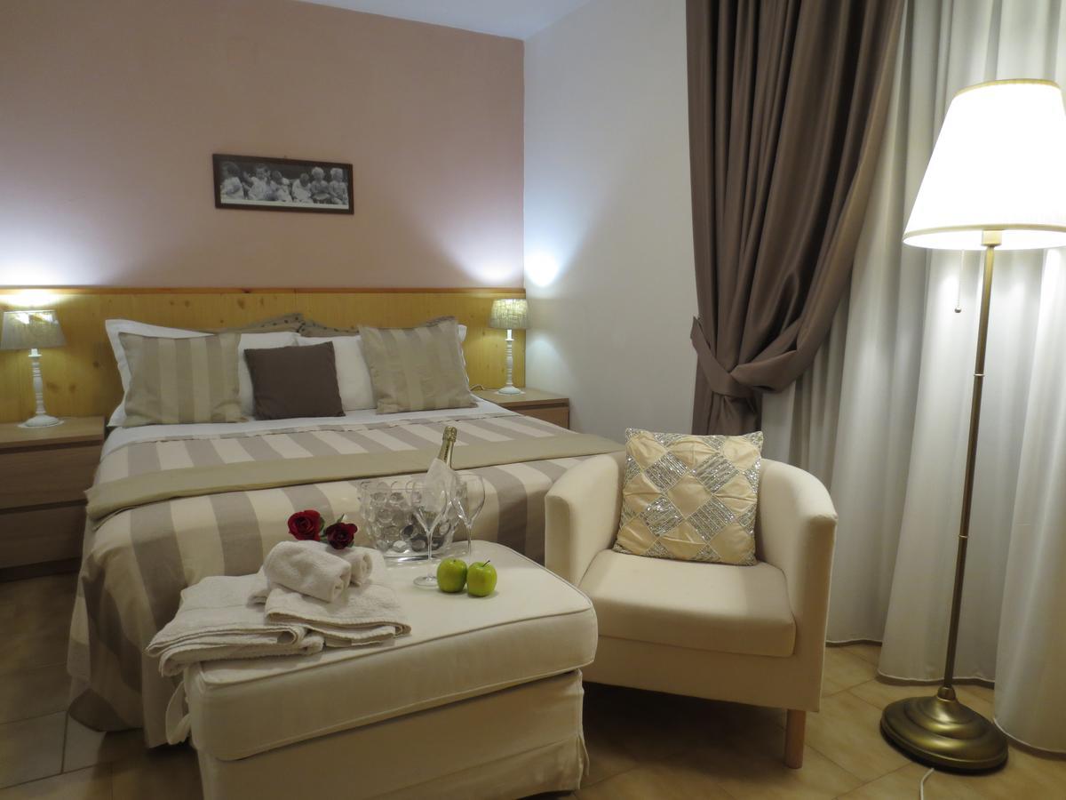 Hotel Aurora Vallarsa المظهر الخارجي الصورة